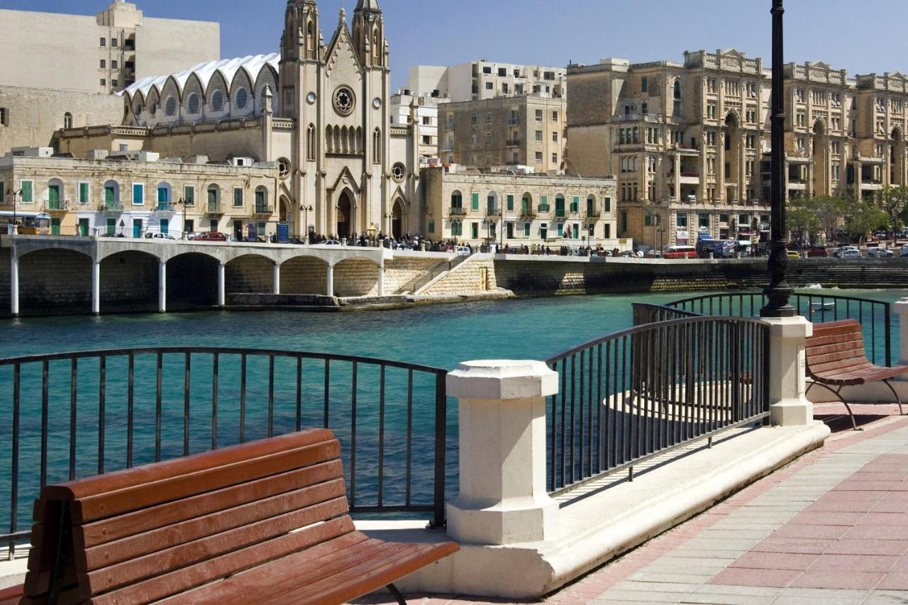 Luxe Apartment With Valletta And Harbour Views Sliema Exterior foto